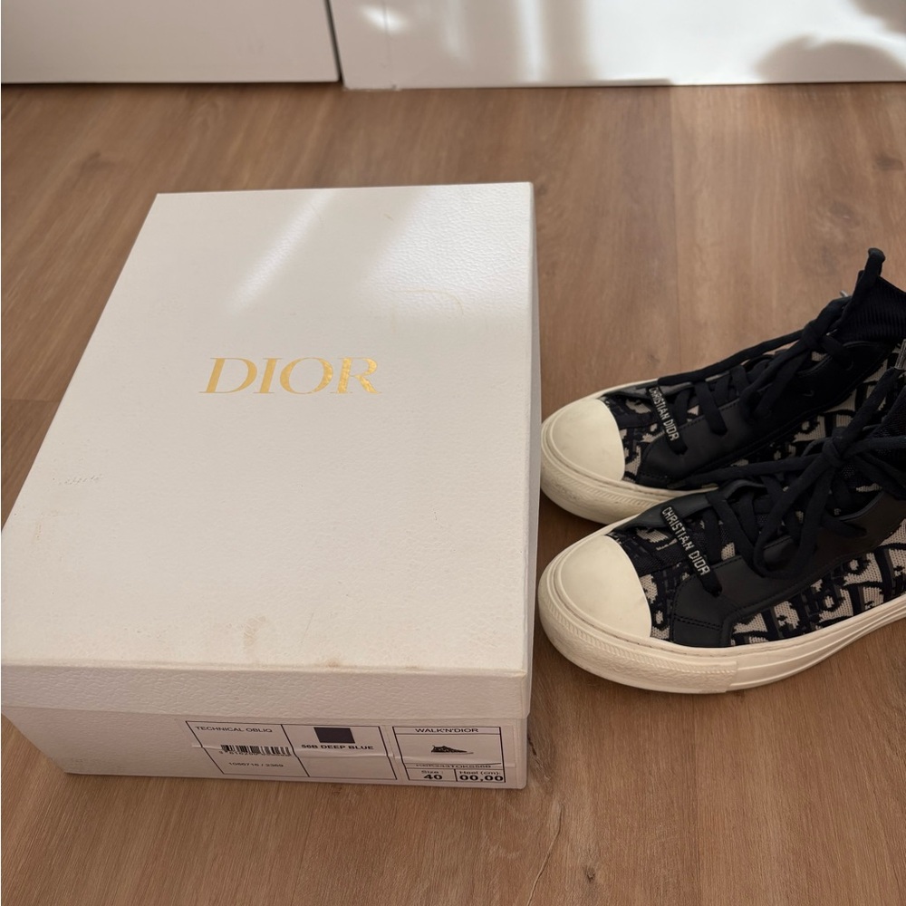 Dior Deep Blue Walk'n'Dior Sneakers